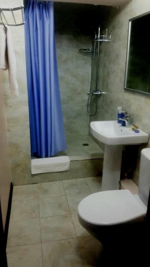 R.Street Hotel Almaty Ngoại thất bức ảnh