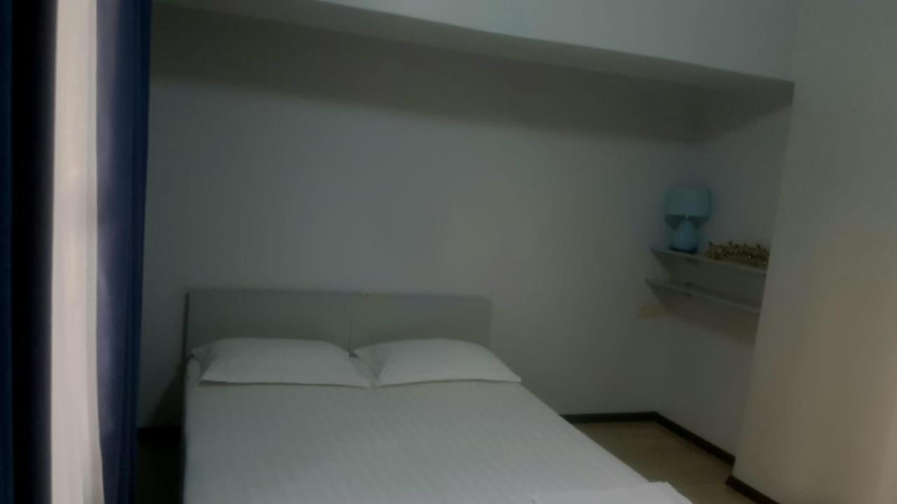 R.Street Hotel Almaty Ngoại thất bức ảnh