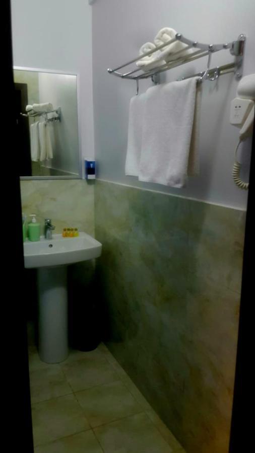 R.Street Hotel Almaty Ngoại thất bức ảnh