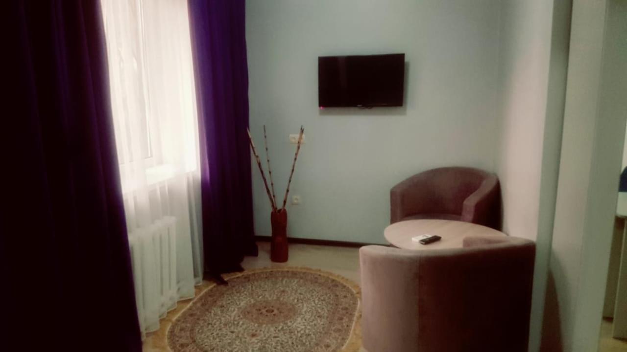 R.Street Hotel Almaty Ngoại thất bức ảnh