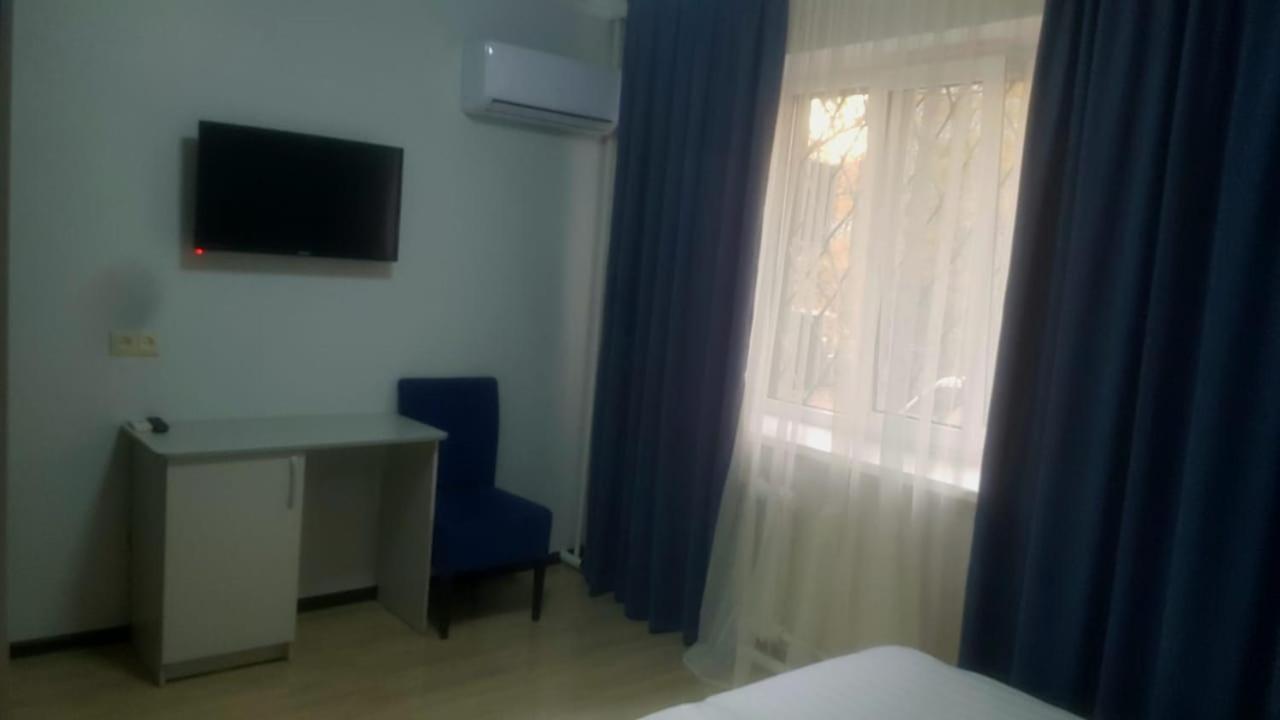 R.Street Hotel Almaty Ngoại thất bức ảnh